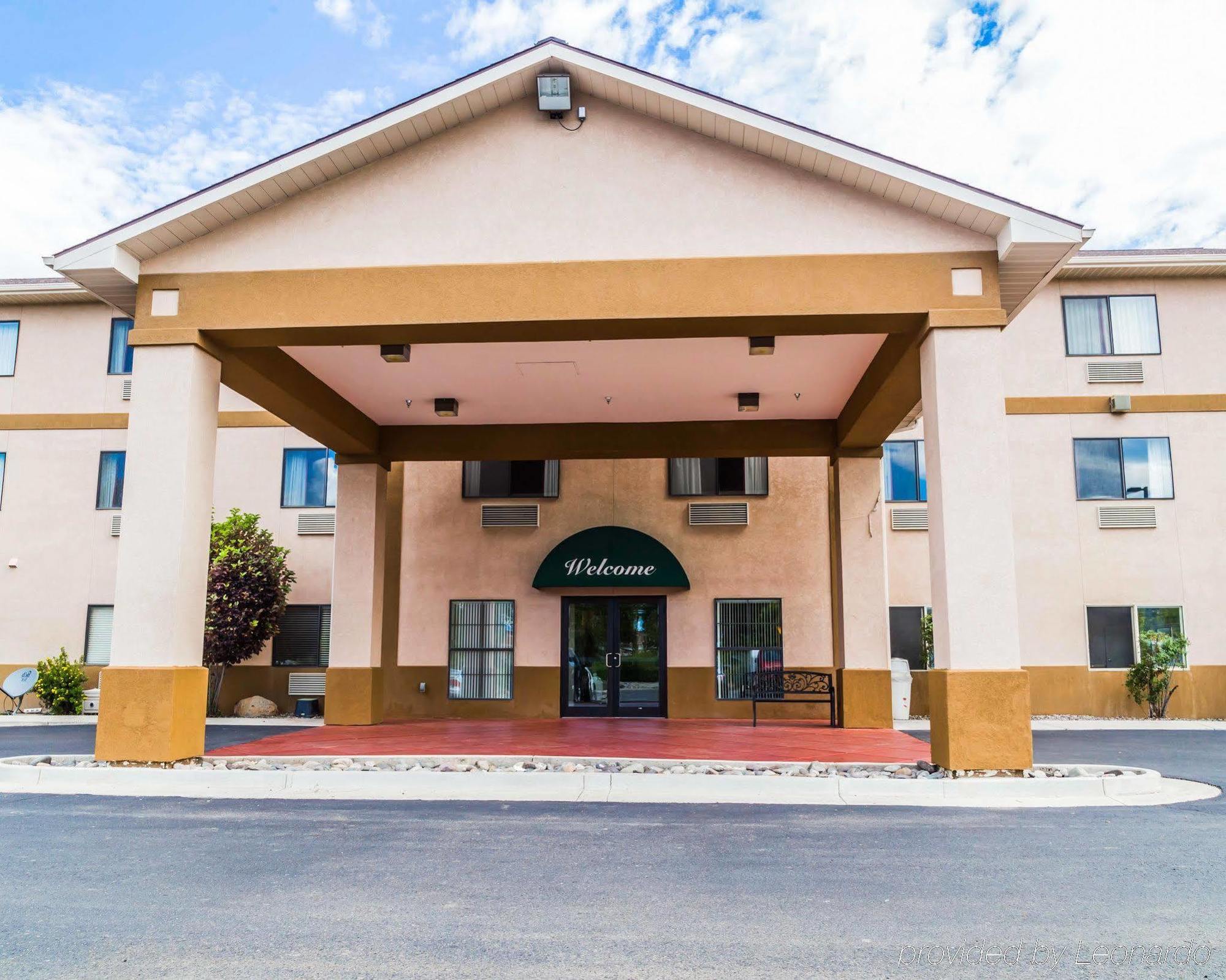 Quality Inn & Suites Montrose - Black Canyon Area Bagian luar foto