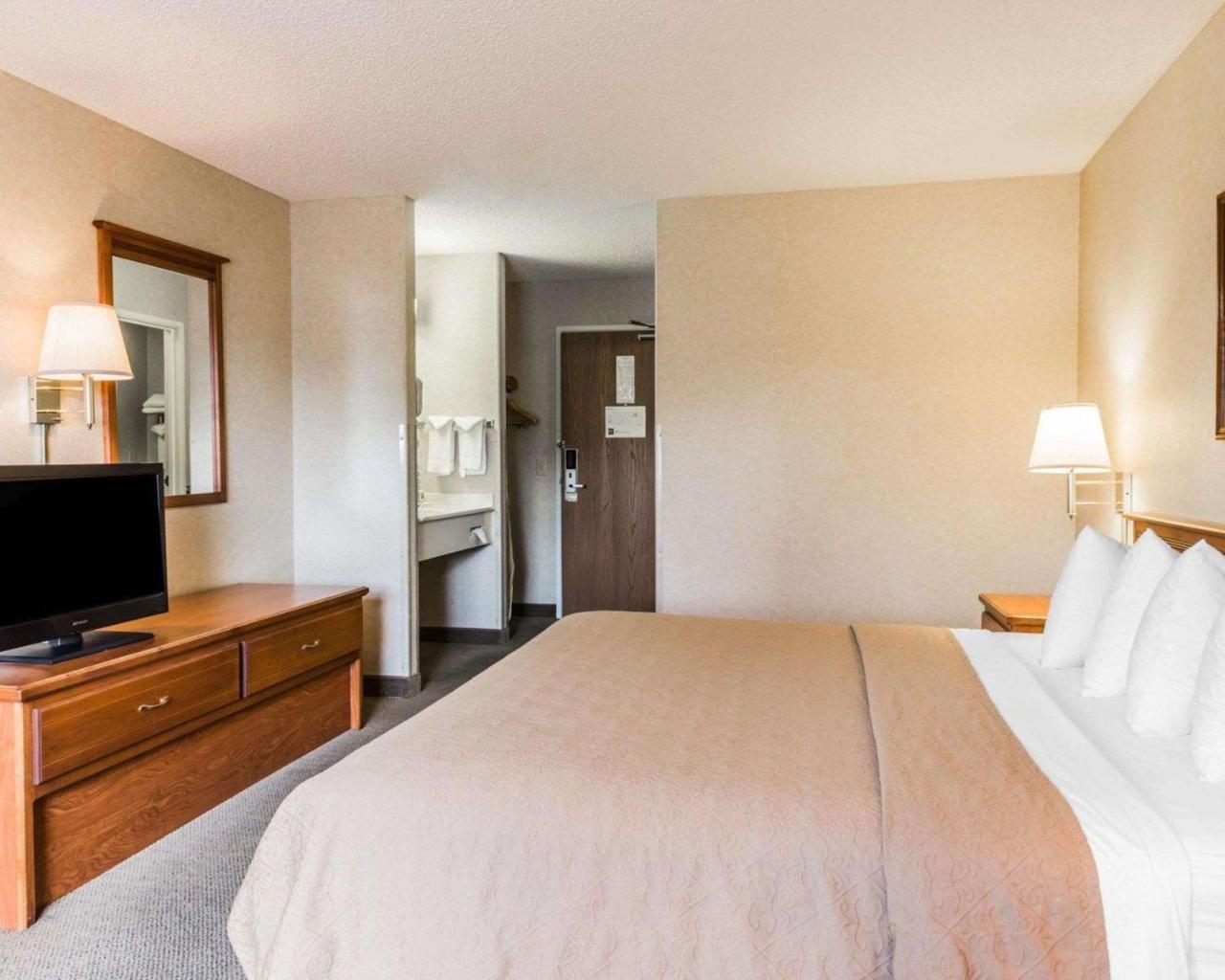 Quality Inn & Suites Montrose - Black Canyon Area Bagian luar foto